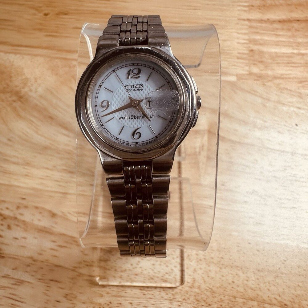 Citizen Eco-drive Women’s Stainless Steel Watch 25 Mm Case Works